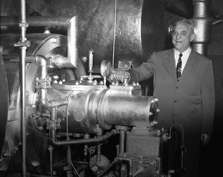 Carrier celebra il 100° anniversario dell'invenzione, da parte del suo fondatore, della tecnologia di refrigeratori con compressore centrifugo che ha cambiato il nostro modo di vivere, di lavorare e di divertirci